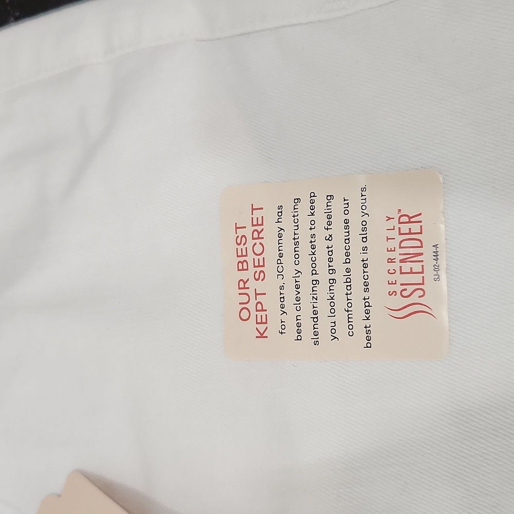 Women's White Jeans - Picture 3 of 6
